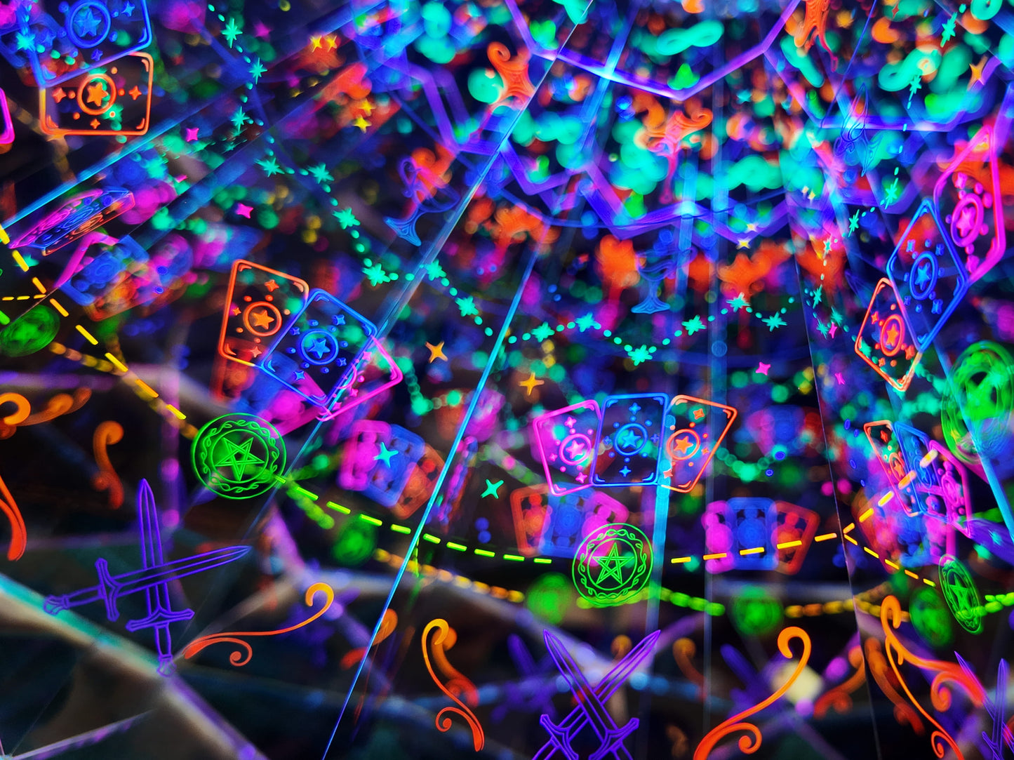Tarot Portal — Handcrafted Kaleidoscope with Mystical Tarot-Inspired Patterns