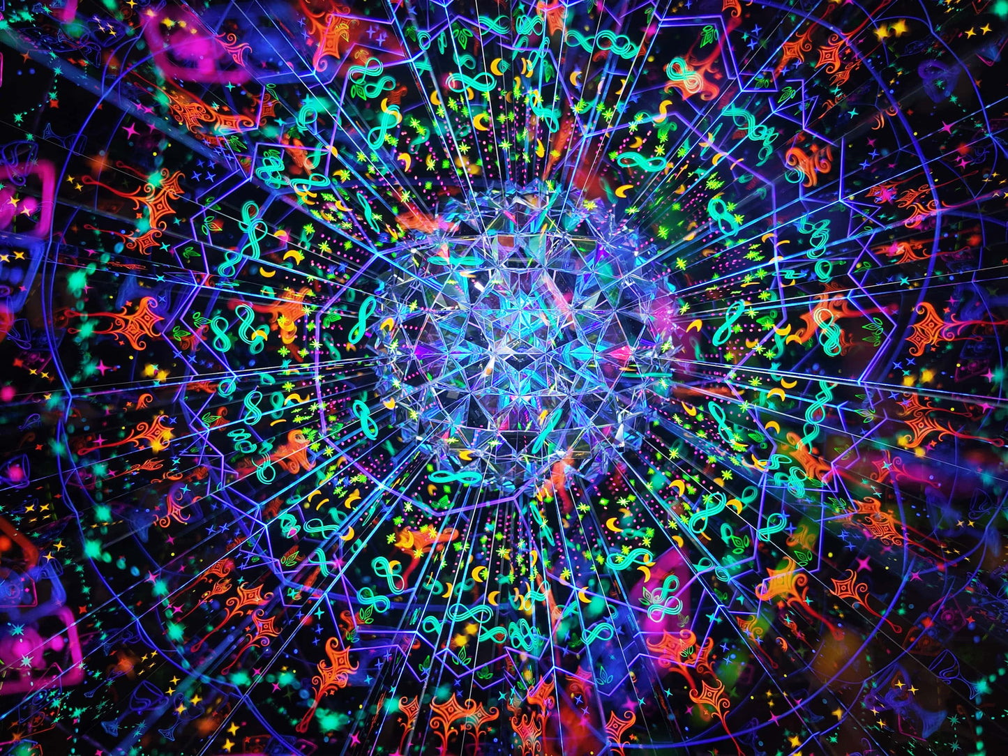 Tarot Portal — Handcrafted Kaleidoscope with Mystical Tarot-Inspired Patterns