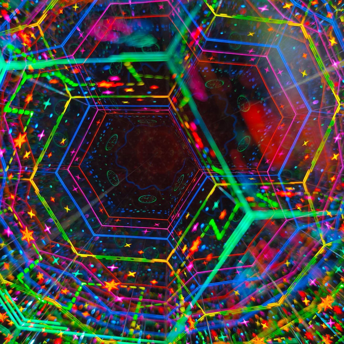 Glow-in-the-Dark Kaleidoscope with Optional LED Light Base | Unique Desktop Decor & Art Gift | Handmade Mini Time Tunnel